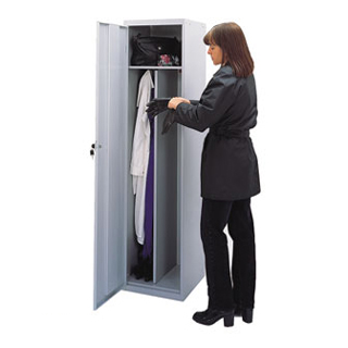 Wet and Dry Locker